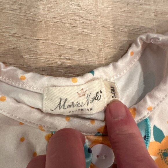 MARIE NICOLE GREEN AND ORANGE GIRLS ONE PIECE OUTFIT 3-6 MONTH - Picture 4 of 5